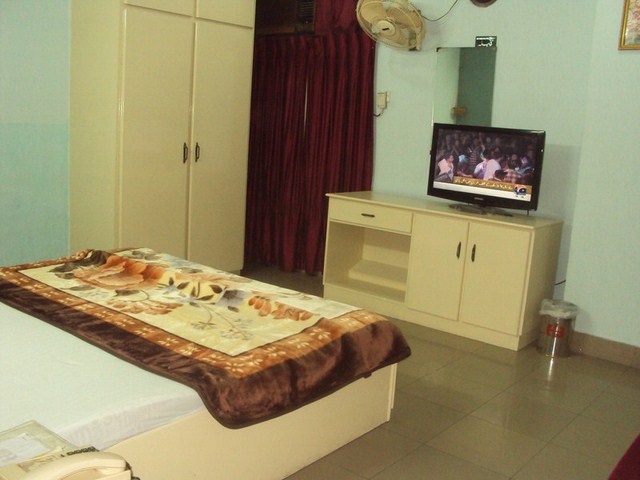 Lepari Hotel Rooms