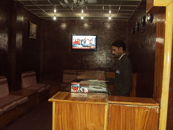 Lepari Hotel Receiption