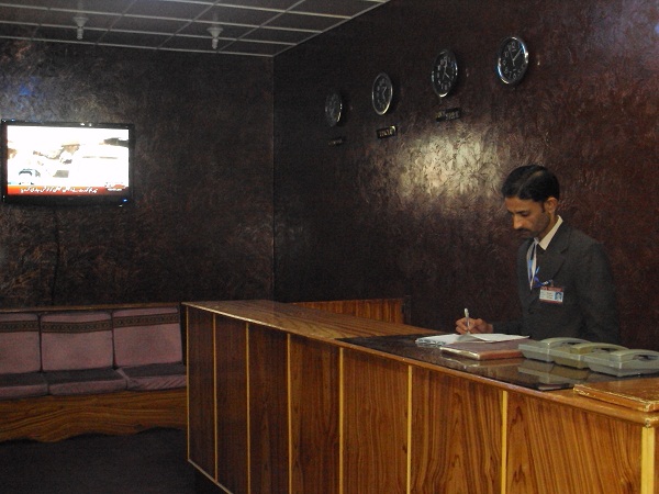 Lepari Hotel Receiption
