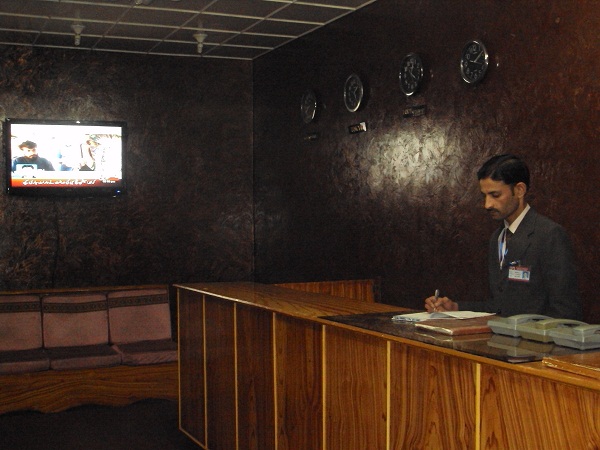 Lepari Hotel Receiption