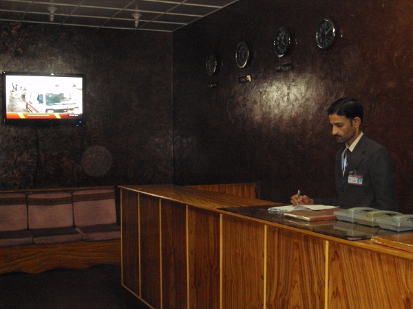 Lepari Hotel Receiption