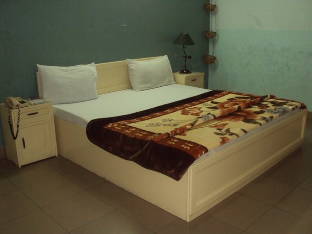 Lepari Hotel Rooms