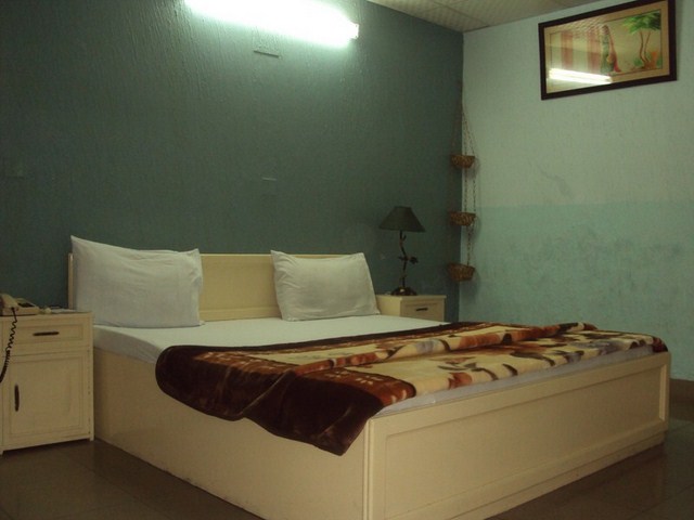 Lepari Hotel Rooms