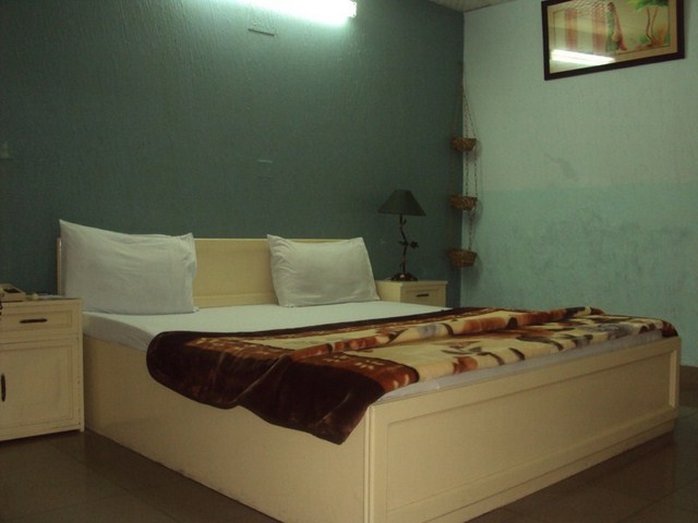 Lepari Hotel Rooms