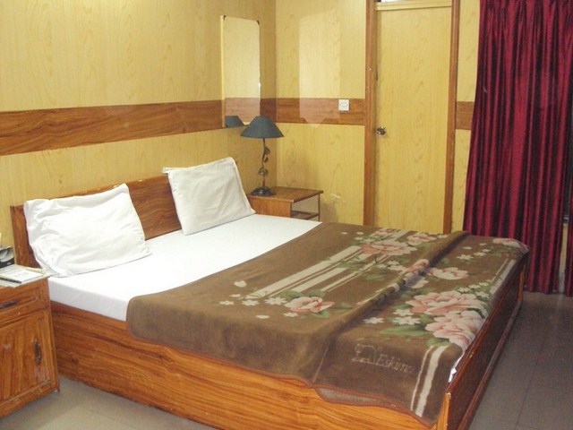 Lepari Hotel Rooms