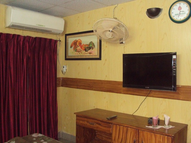 Lepari Hotel Rooms