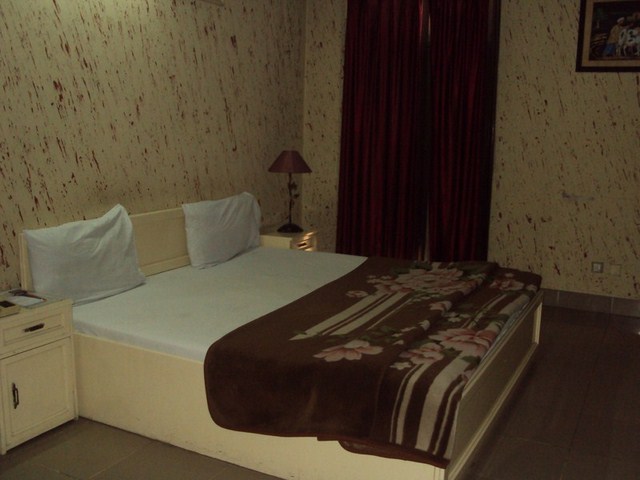 Lepari Hotel Rooms